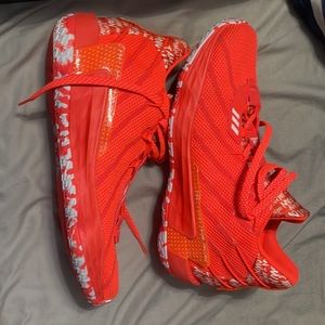 Dame 7 Basketball shoes